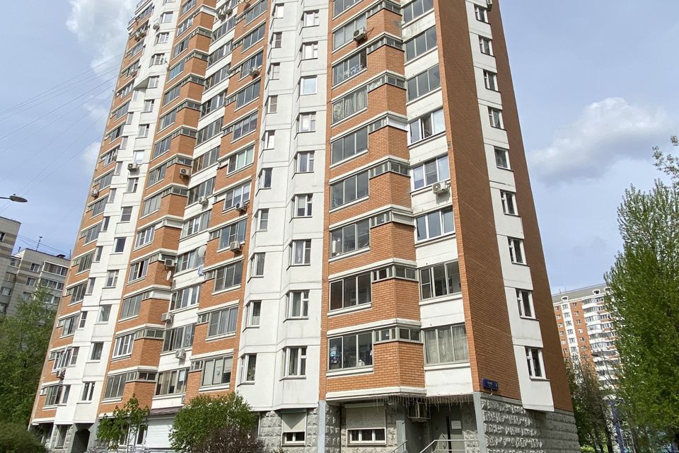 Продаётся 1-комнатная квартира, 38 м²