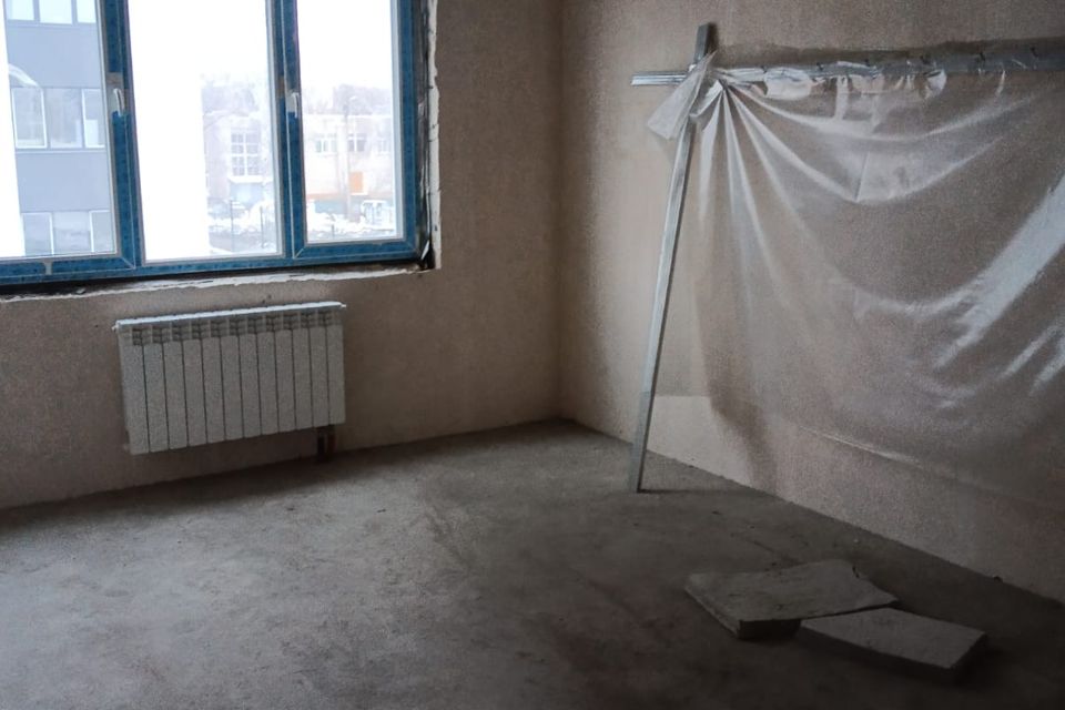 Продаётся 1-комнатная квартира, 41.7 м²