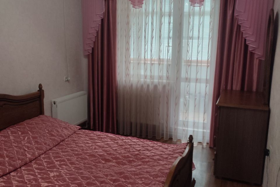 Продаётся 4-комнатная квартира, 80 м²