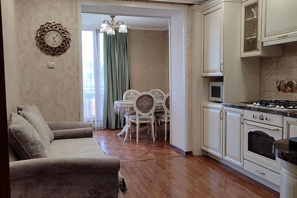 Продаётся 3-комнатная квартира, 77.6 м²