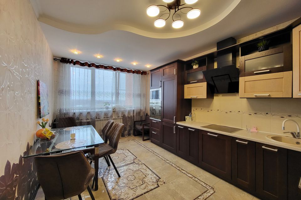 Продаётся 3-комнатная квартира, 103.9 м²