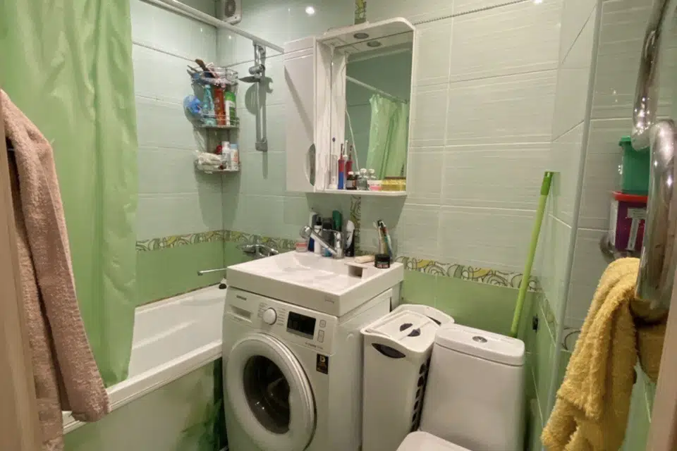 Продаётся 4-комнатная квартира, 69.5 м²
