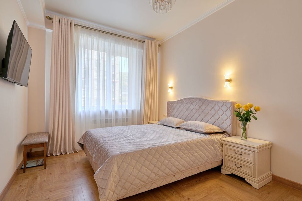 Сдаётся 1-комнатная квартира, 55 м²