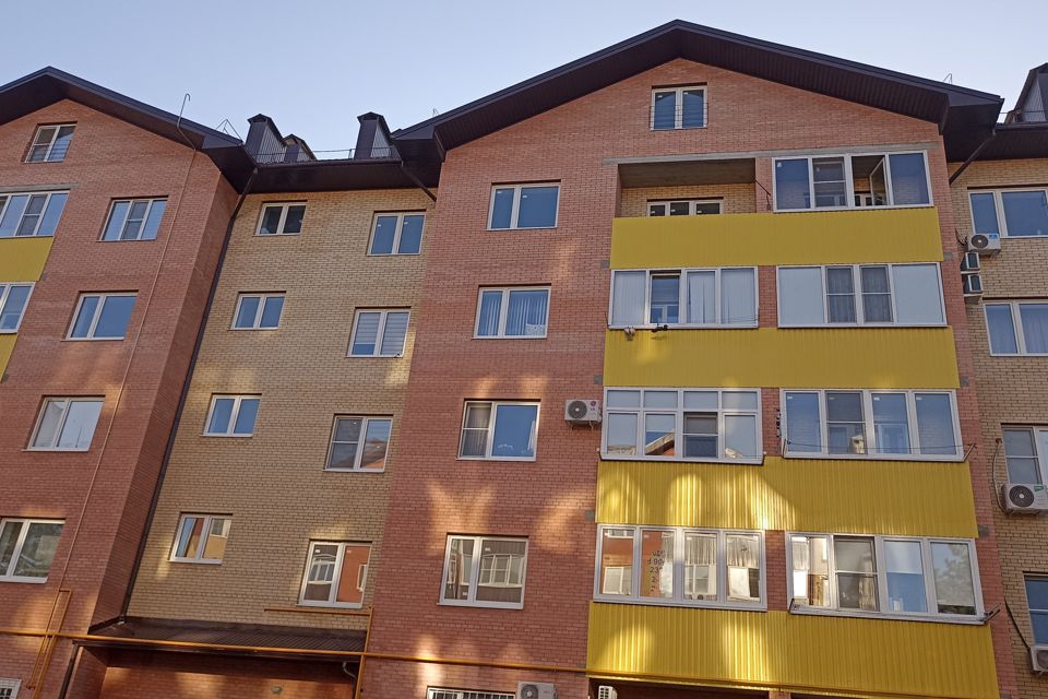 Продаётся 3-комнатная квартира, 125.9 м²