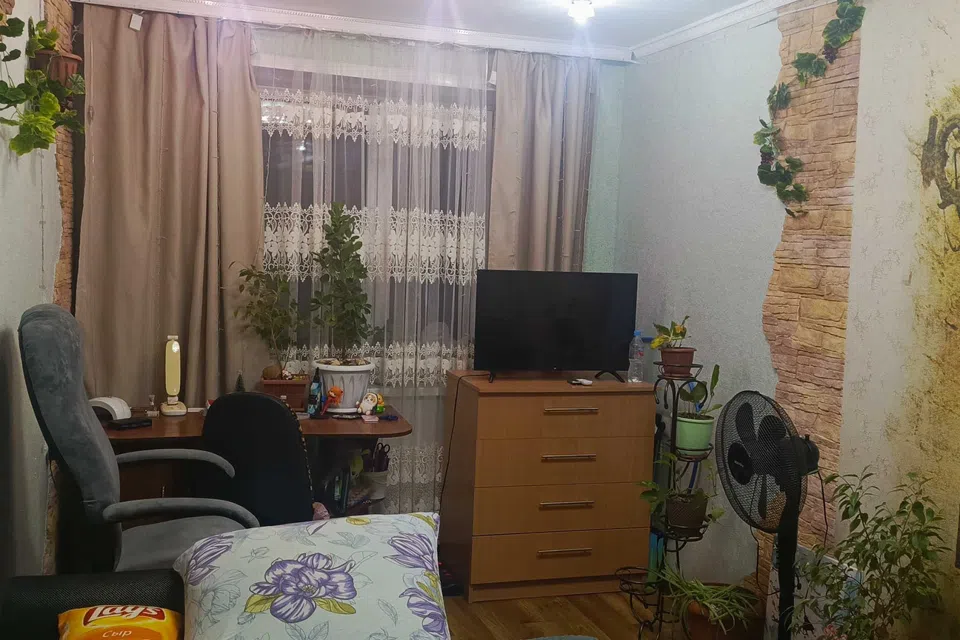 Продаётся 3-комнатная квартира, 64 м²