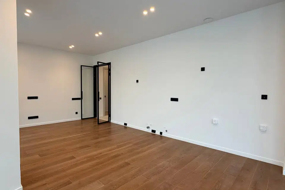 Продаётся 4-комнатная квартира, 125.1 м²