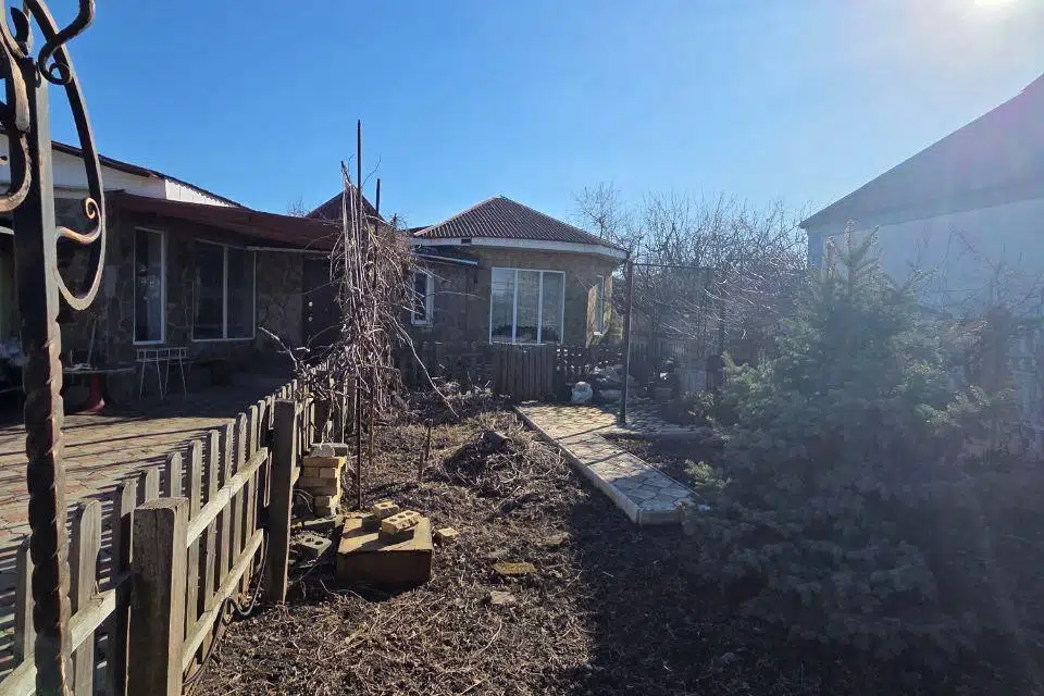 Продаётся 1-этажный дом, 142 м²