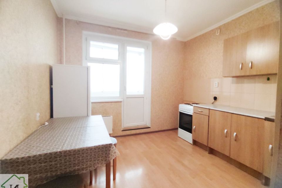 Продаётся 1-комнатная квартира, 41 м²