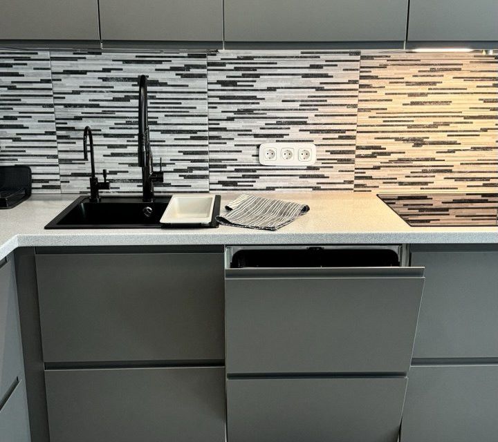 Продаётся 2-комнатная квартира, 58 м²