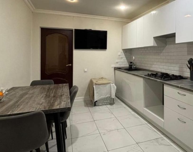 Продаётся 1-комнатная квартира, 47 м²