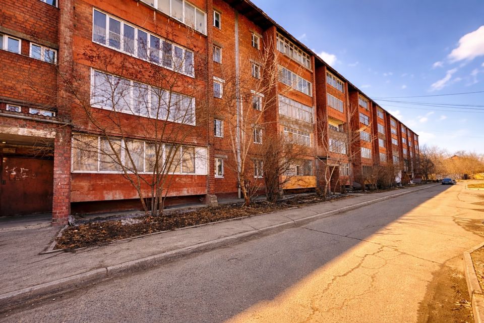 Продаётся 3-комнатная квартира, 62.3 м²