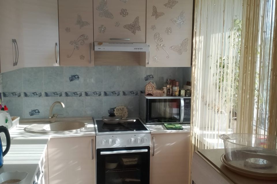 Продаётся 3-комнатная квартира, 63 м²