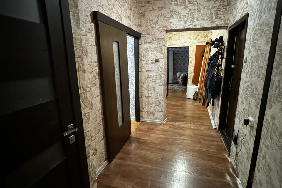 Продаётся 4-комнатная квартира, 80.9 м²