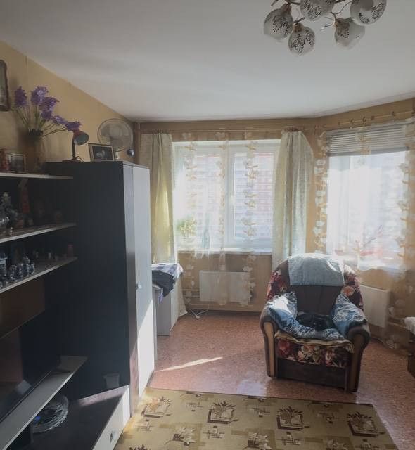 Продаётся 1-комнатная квартира, 37.4 м²