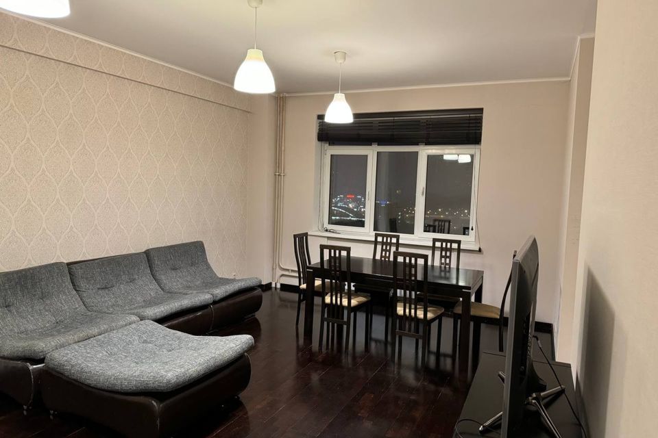 Продаётся 3-комнатная квартира, 122.4 м²