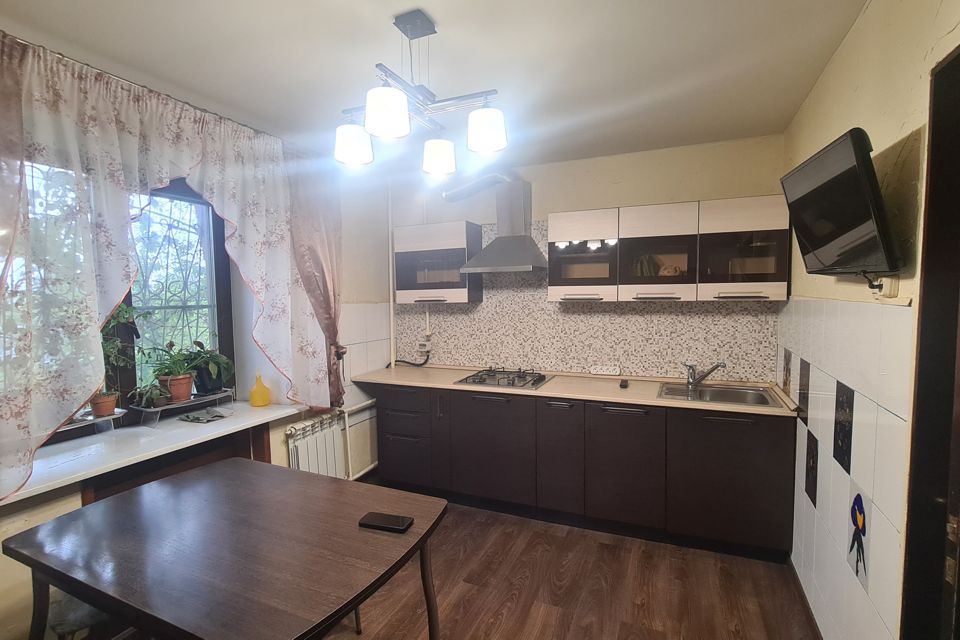 Продаётся 2-комнатная квартира, 54.6 м²