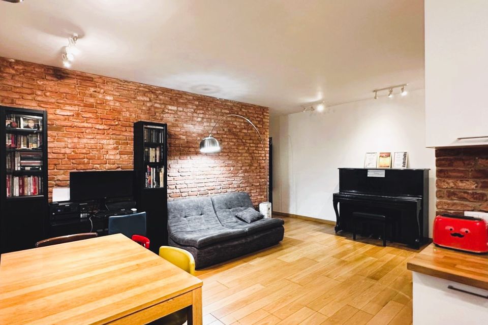Продаётся 3-комнатная квартира, 55.3 м²