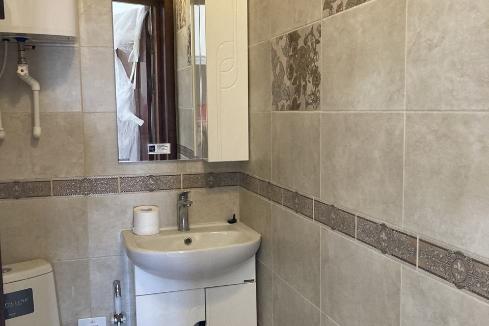 Продаётся 5-комнатная квартира, 284.59 м²