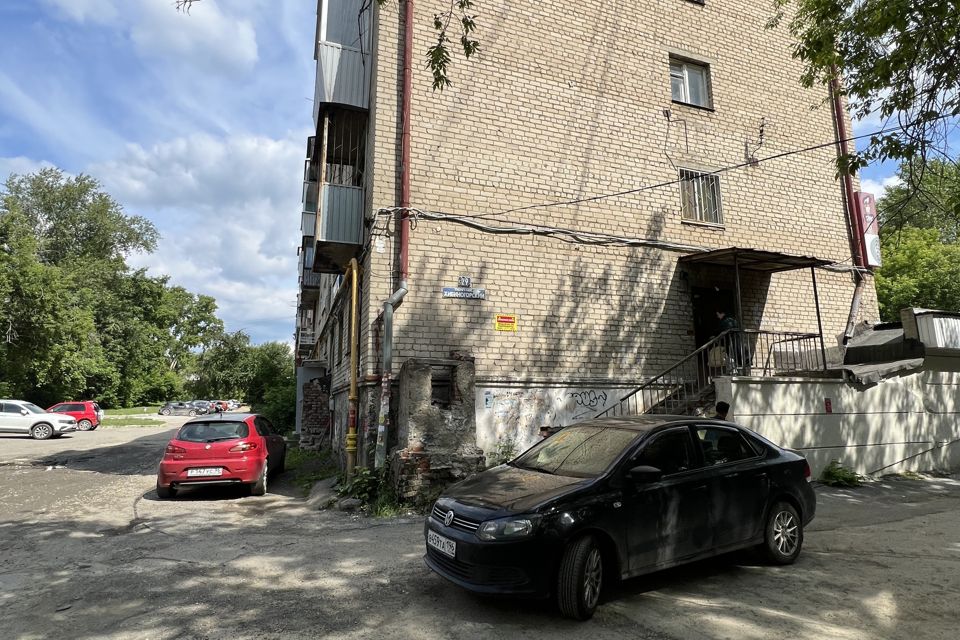 Продаётся комната в 5-комн. квартире, 12.3 м²