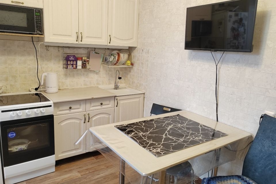 Продаётся 1-комнатная квартира, 38 м²