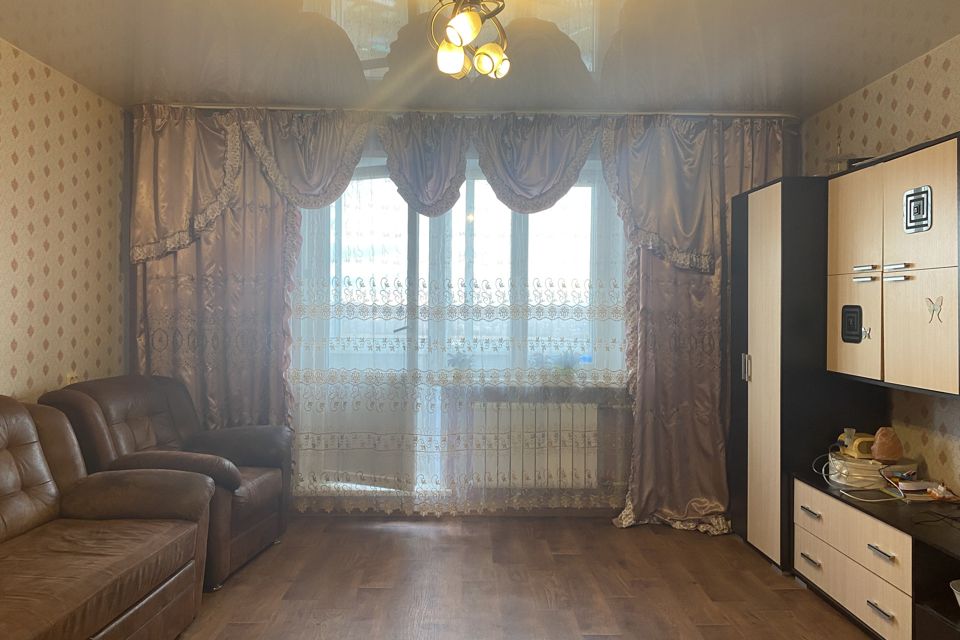 Продаётся 4-комнатная квартира, 83 м²