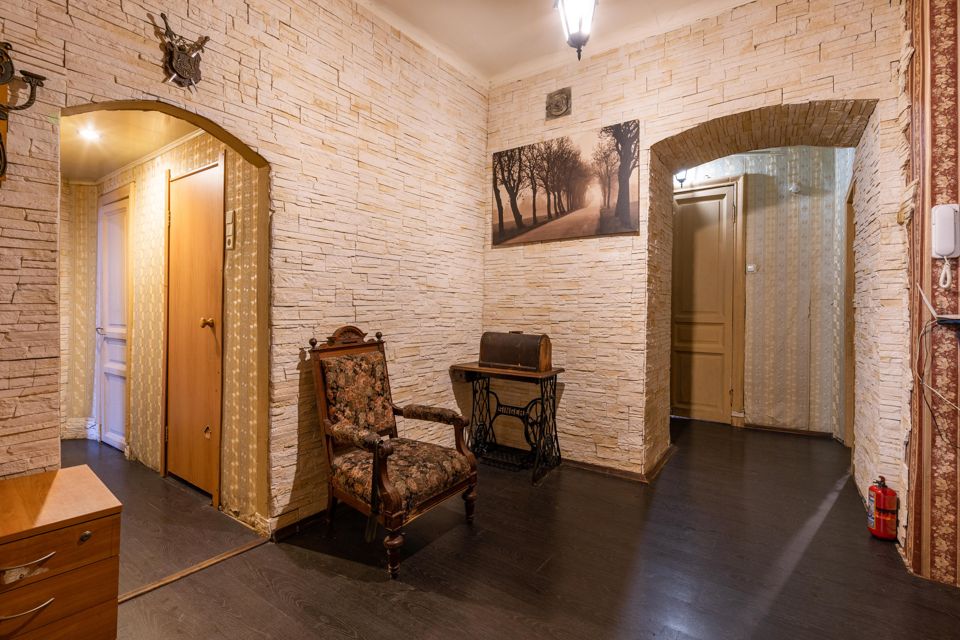 Продаётся 3-комнатная квартира, 110 м²