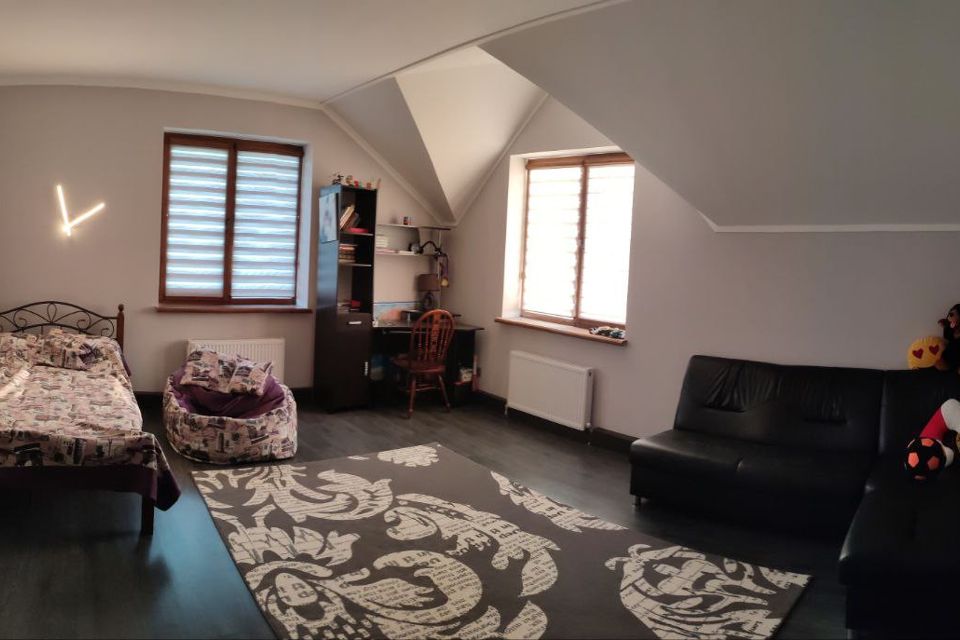 Продаётся 2-этажный дом, 231 м²