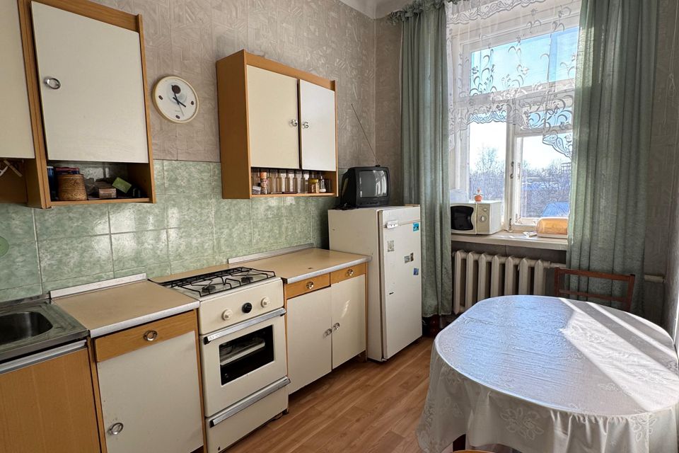 Продаётся 4-комнатная квартира, 84.2 м²