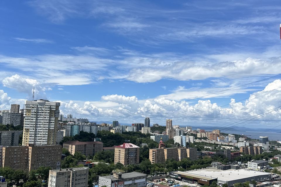Продаётся 1-комнатная квартира, 46.7 м²