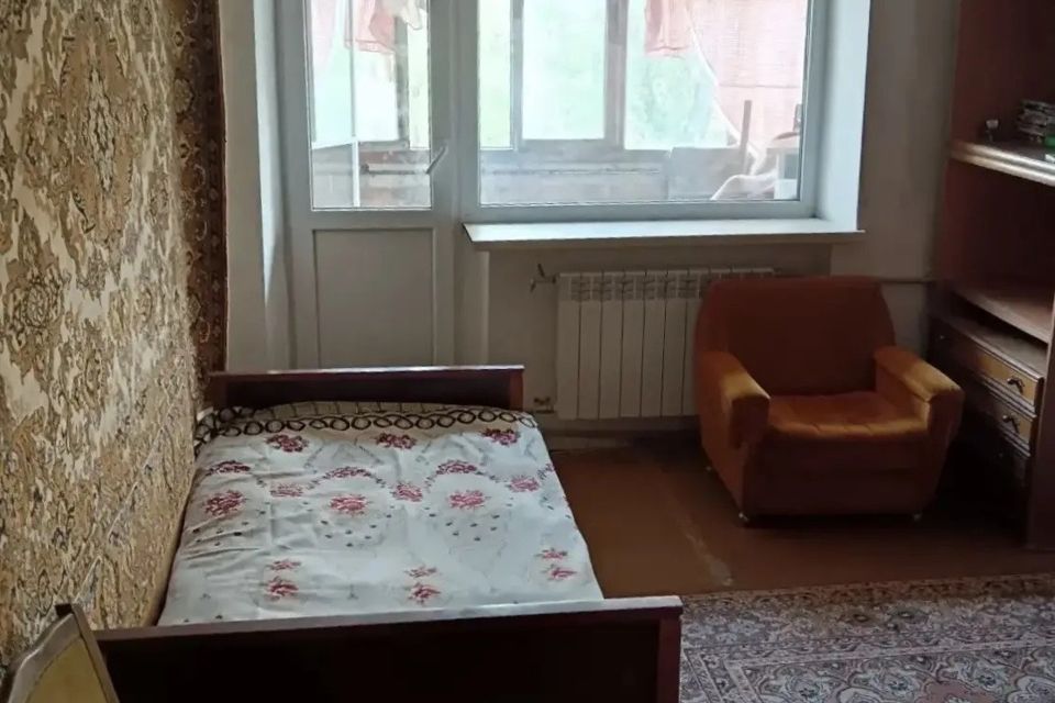 Продаётся 4-комнатная квартира, 64 м²