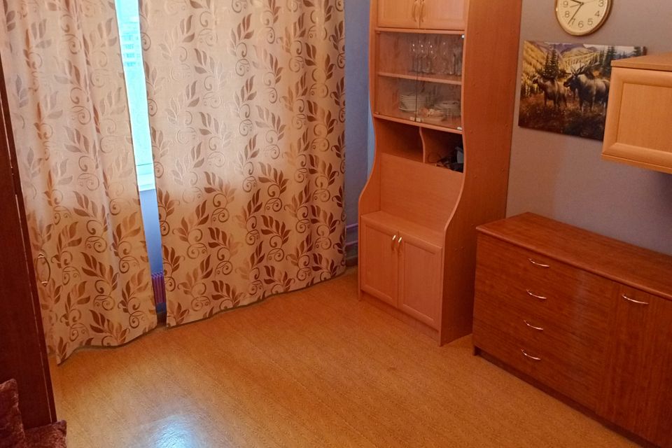 Продаётся комната в 2-комн. квартире, 26.75 м²