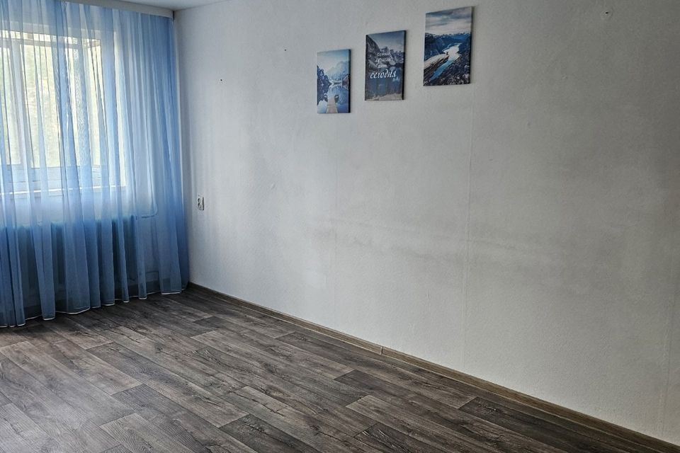Продаётся 3-комнатная квартира, 60.2 м²