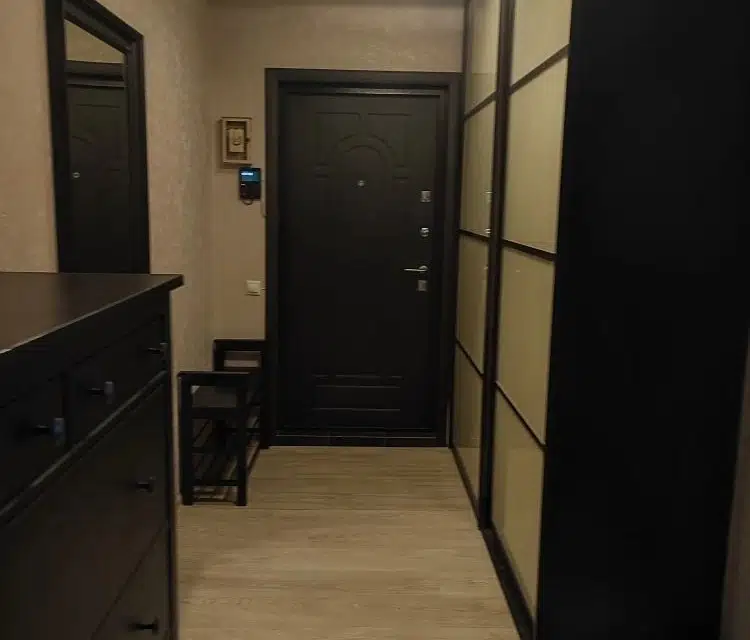 Продаётся 2-комнатная квартира, 60.9 м²