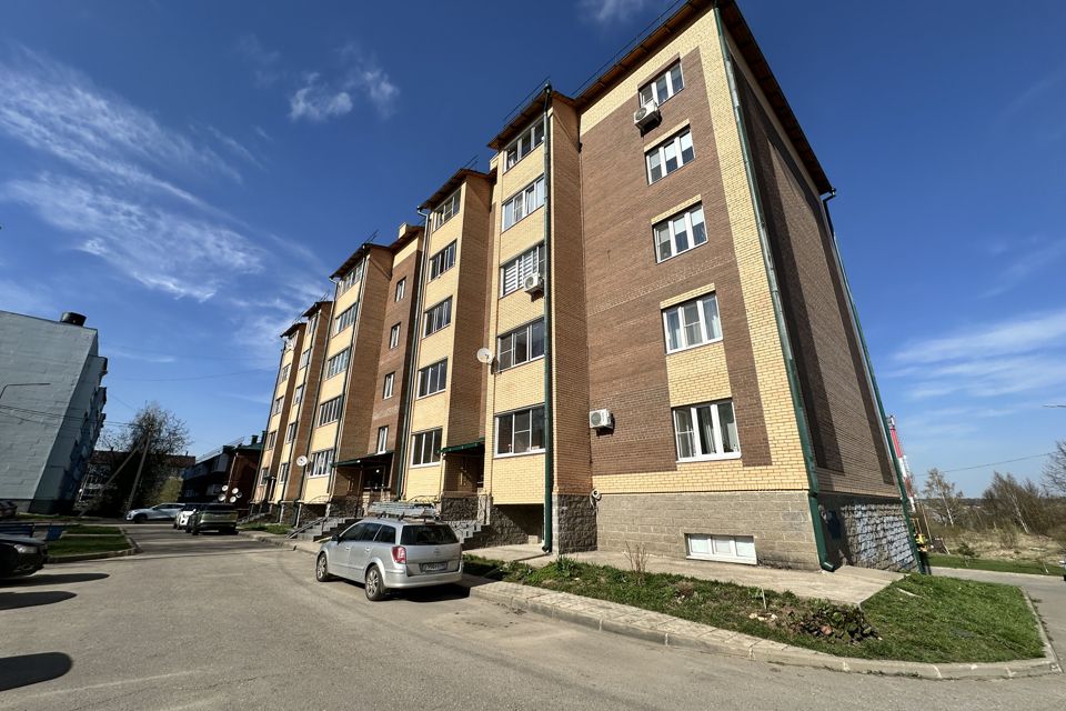 Продаётся 3-комнатная квартира, 68.2 м²