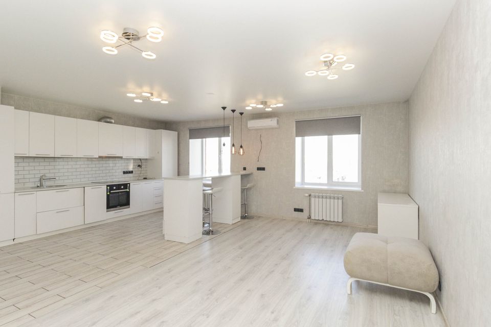 Продаётся 3-комнатная квартира, 82.7 м²