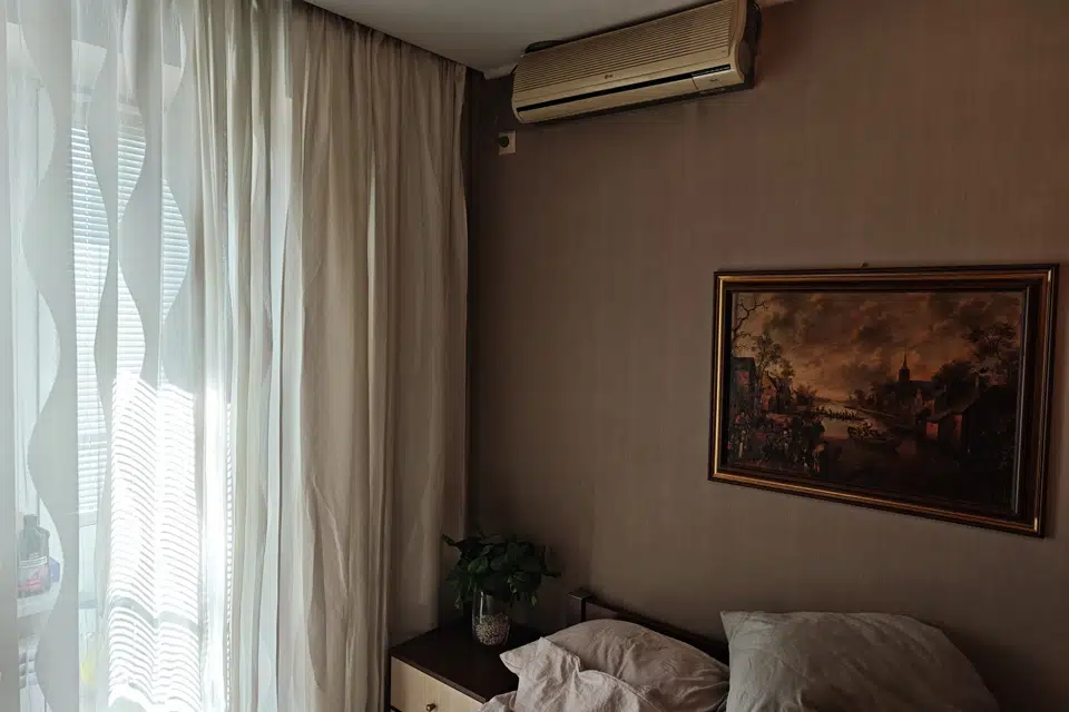 Продаётся 4-комнатная квартира, 77 м²