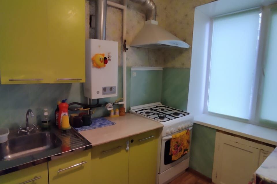 Продаётся 2-комнатная квартира, 43.8 м²