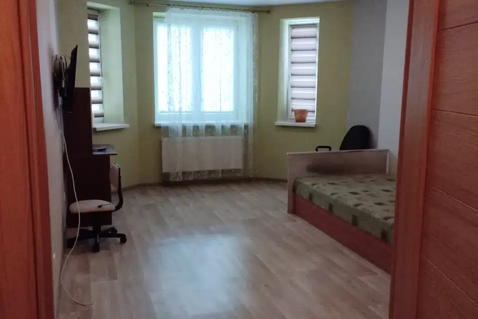 Продаётся 1-комнатная квартира, 41.8 м²