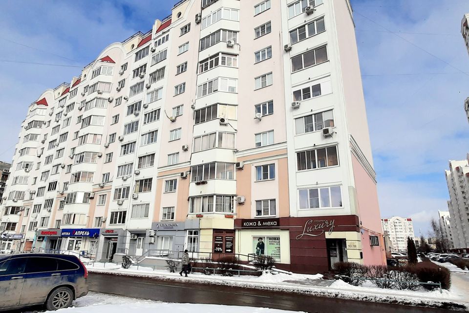 Продаётся 2-комнатная квартира, 65 м²