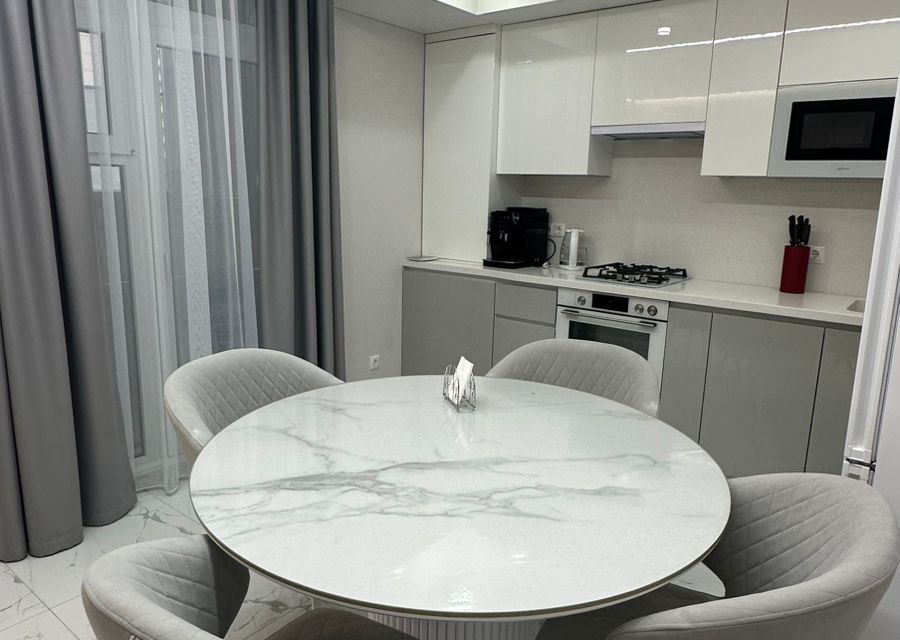 Продаётся 2-комнатная квартира, 70 м²