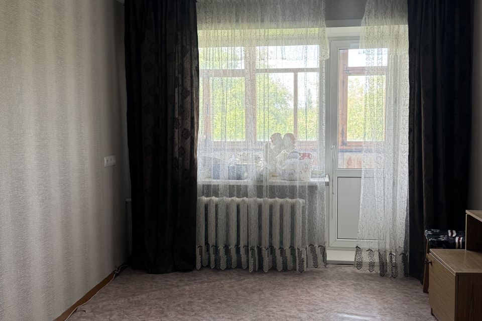 Продаётся 3-комнатная квартира, 54.1 м²