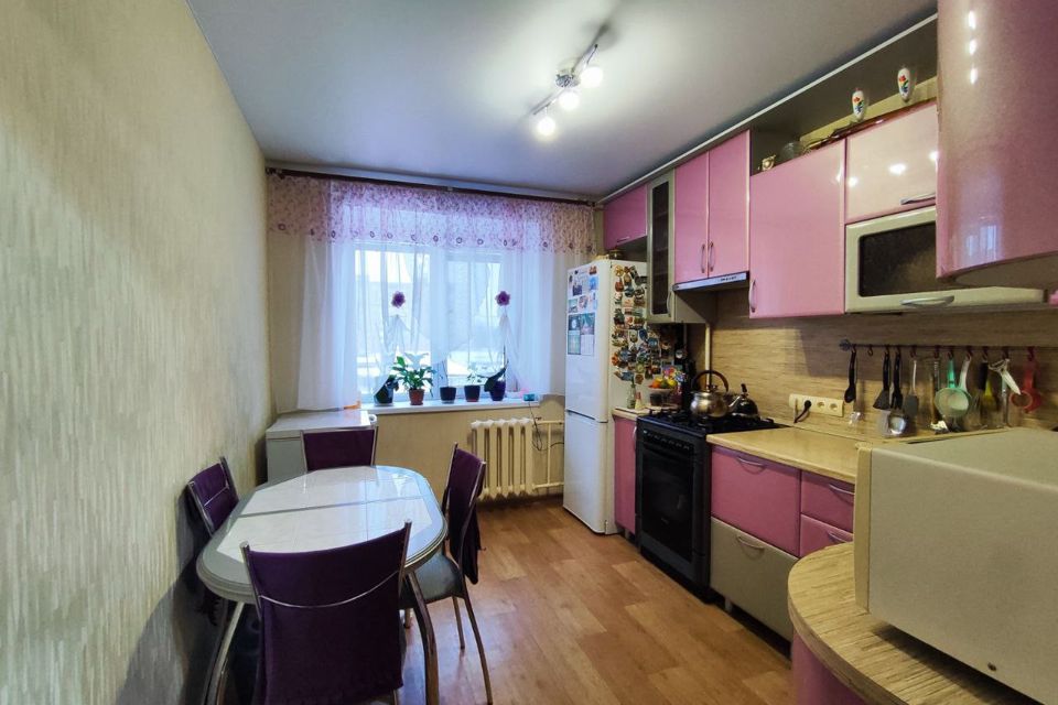 Продаётся 3-комнатная квартира, 74.9 м²