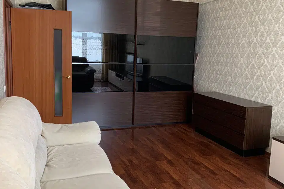 Продаётся 2-комнатная квартира, 55.7 м²