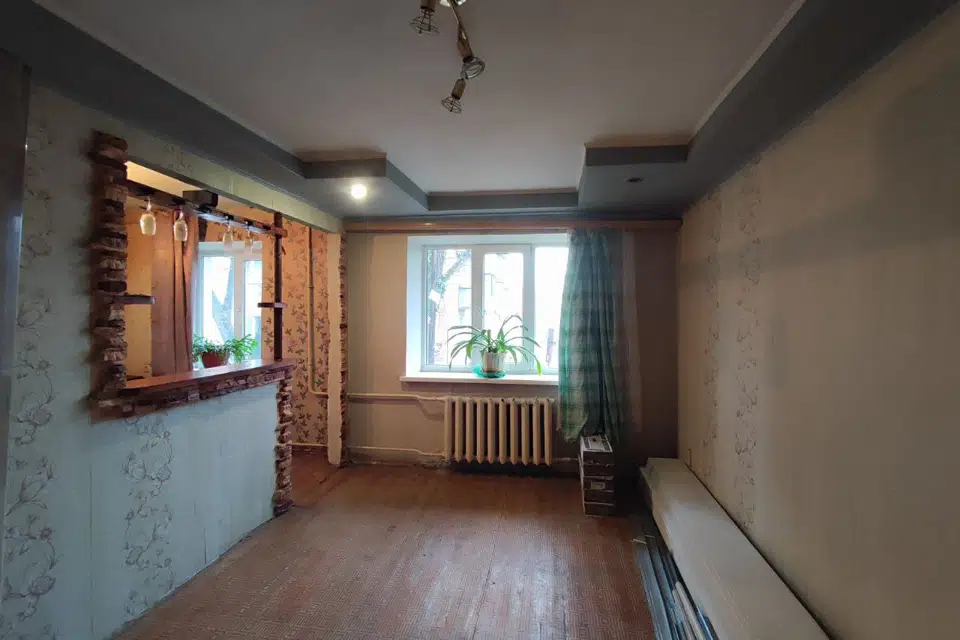 Продаётся 3-комнатная квартира, 57.7 м²