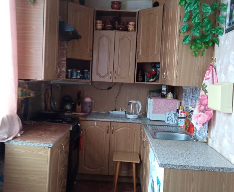 Продаётся 3-комнатная квартира, 62.2 м²