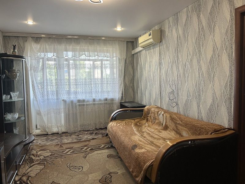 Продаётся 3-комнатная квартира, 50.1 м²