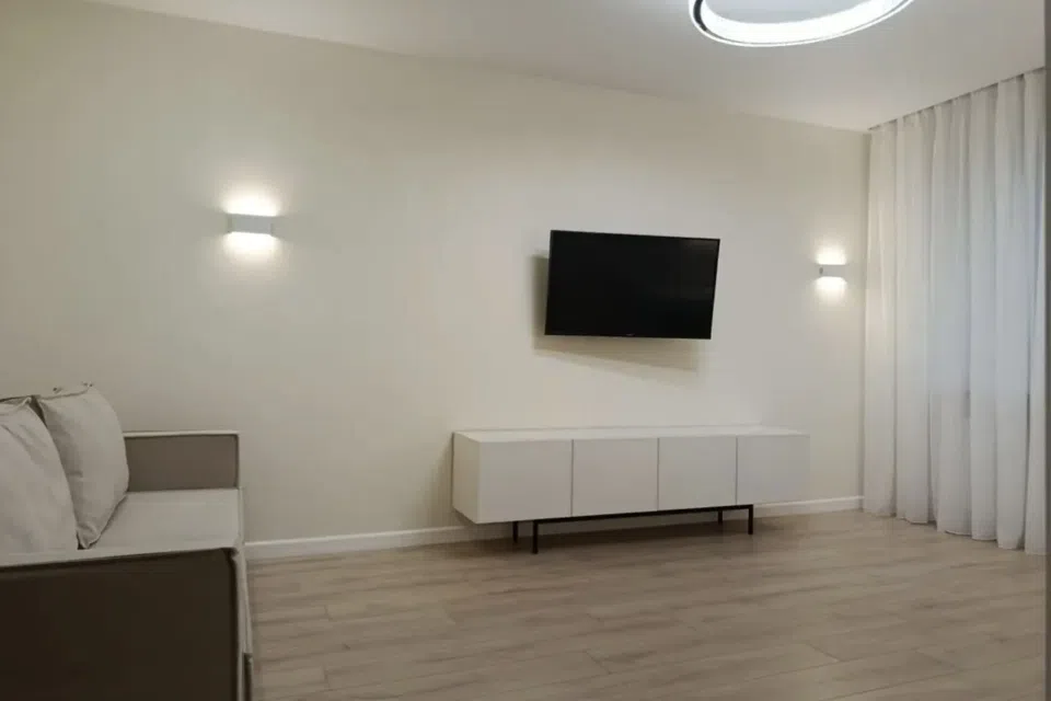 Продаётся 2-комнатная квартира, 56 м²