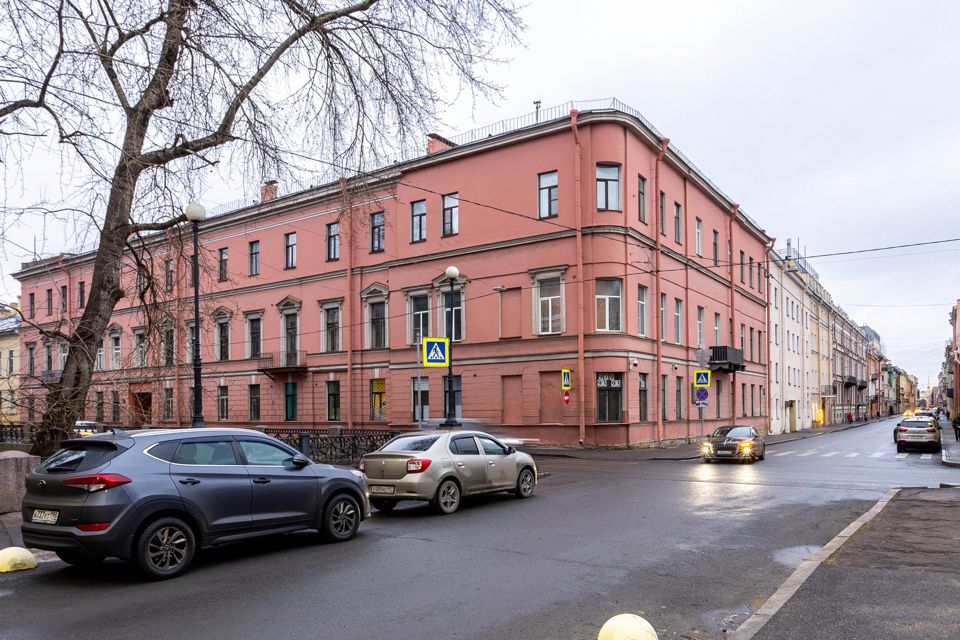 Продаётся 4-комнатная квартира, 96.3 м²