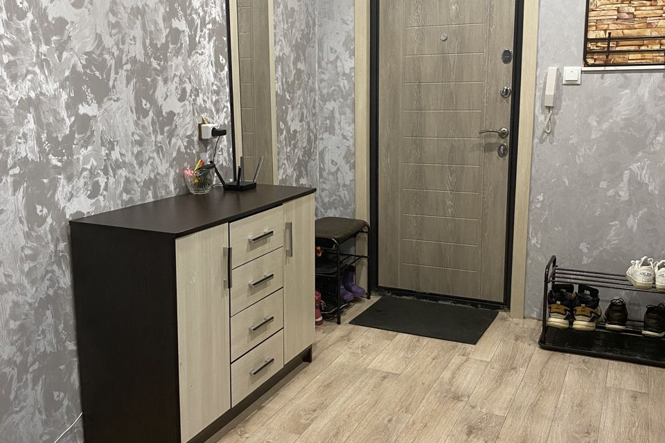 Продаётся 3-комнатная квартира, 67.3 м²