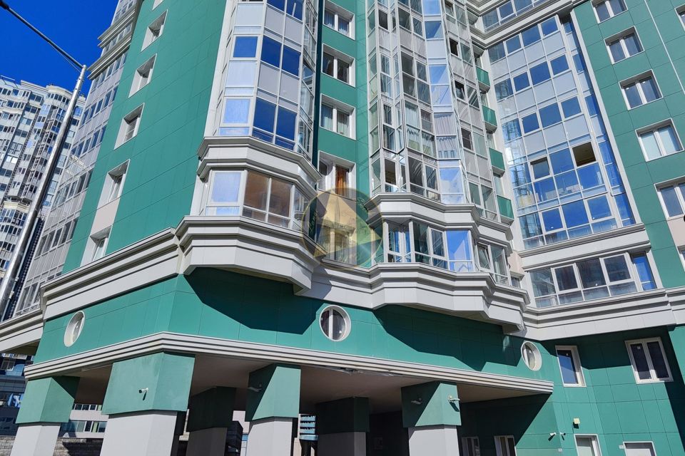 Продаётся 3-комнатная квартира, 104.1 м²